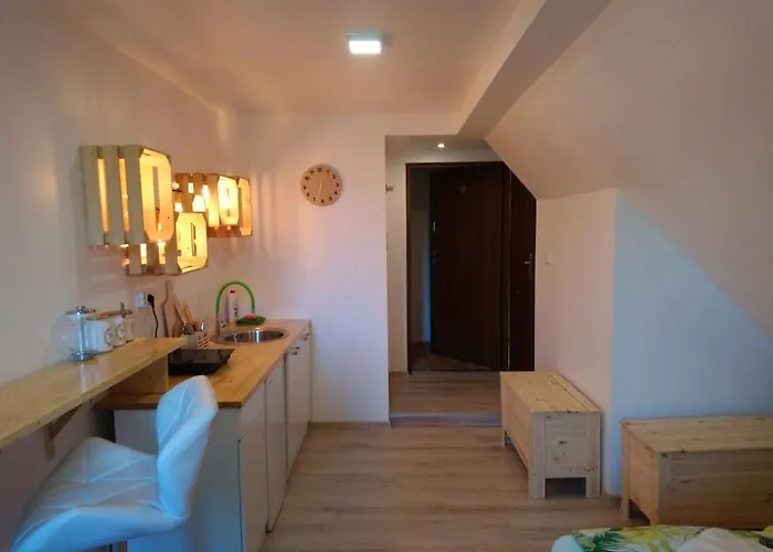 Апартаменти Furhouse *