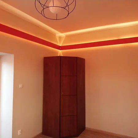 Furhouse Apartament *